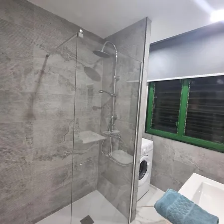 Casa Palmera Only 150 Meters To The Beach, Heated Pool, Wifi, Sat-tv, Terrace, Location, Washing Machine *