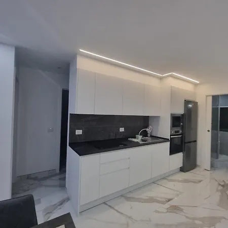 Daire Casa Palmera Only 150 Meters To The Beach, Heated Pool, Wifi, Sat-tv, Terrace, Location, Washing Machine