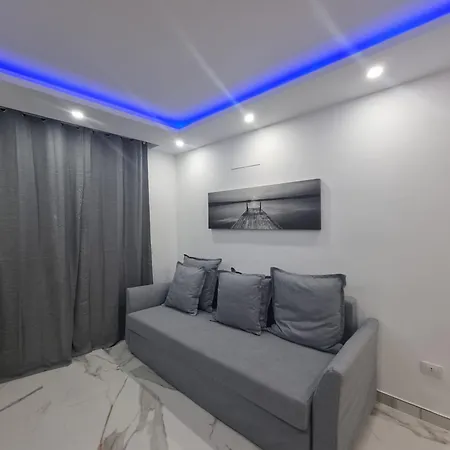 Daire Casa Palmera Only 150 Meters To The Beach, Heated Pool, Wifi, Sat-tv, Terrace, Location, Washing Machine