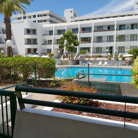 Casa Palmera 2 Only 150 Meters To The Beach, Heated Pool, Wifi, Sat-tv, Terrace, Location, Washing Machine Διαμέρισμα *