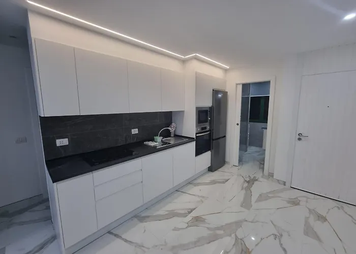 Casa Palmera 2 Only 150 Meters To The Beach, Heated Pool, Wifi, Sat-tv, Terrace, Location, Washing Machine شقة